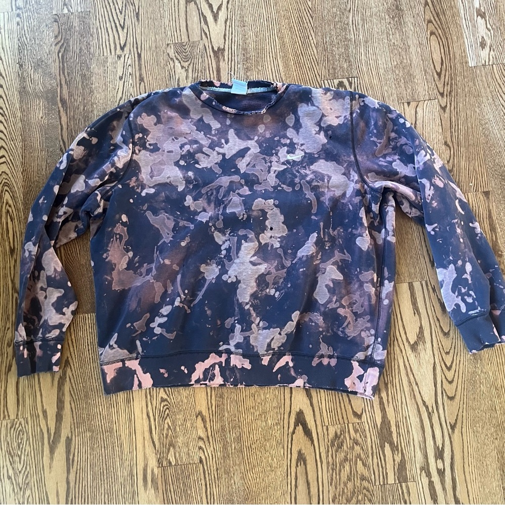 Nike tie-dyed crewneck